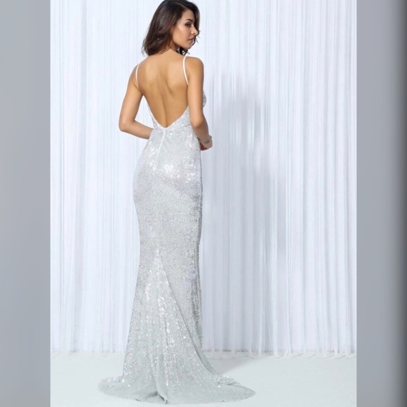 Dress - Picture 2 of 4